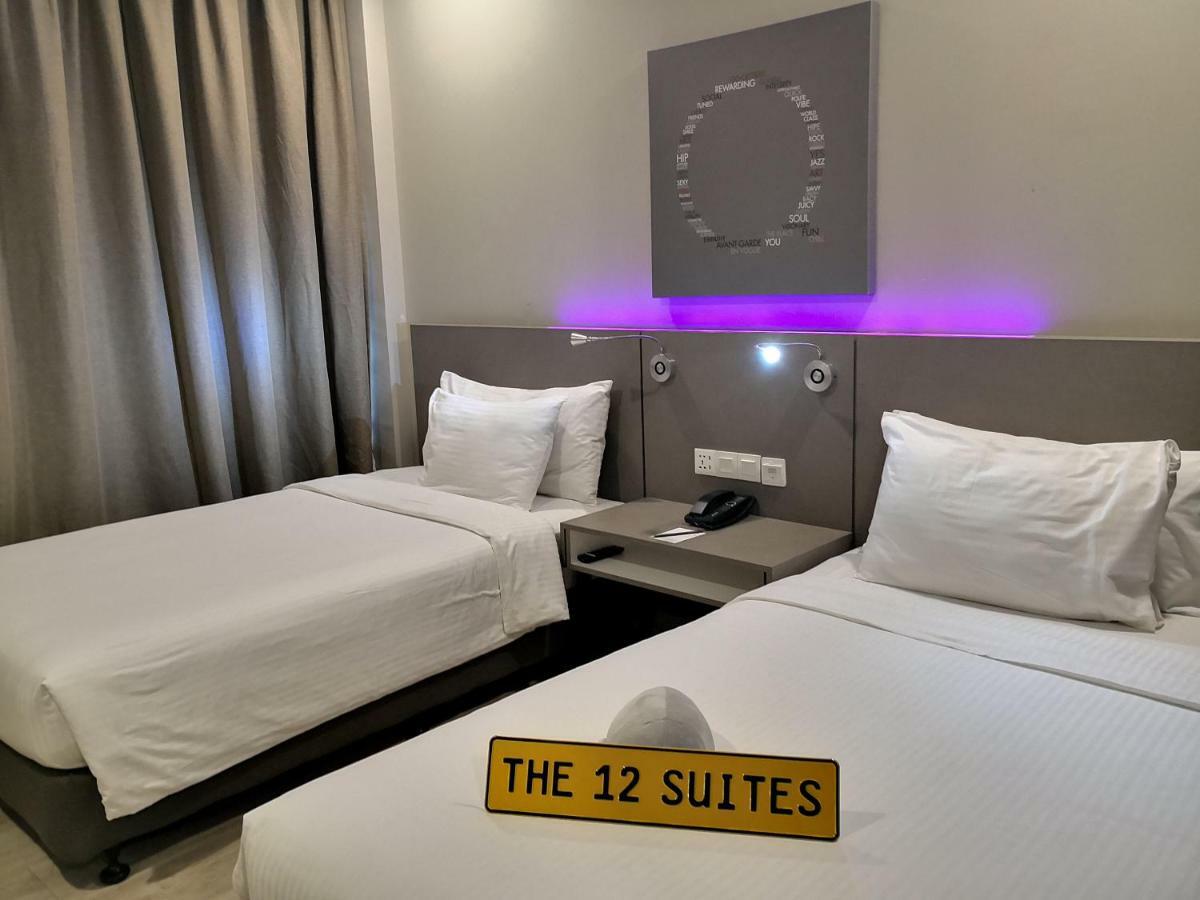 The 12 Suites @ Empire Damansara بيتالينغ جايا الغرفة الصورة
